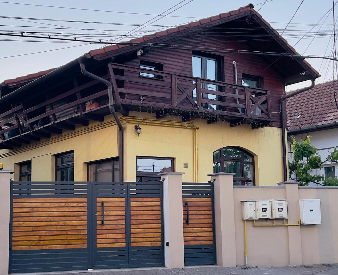 Villa Casa Tamplarului Alba Iulia Exterior foto